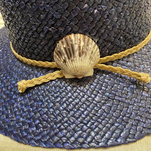 Woman’s Navy Blue Straw Hat Sea Shell Tan gold band accent. - Picture 3 of 5
